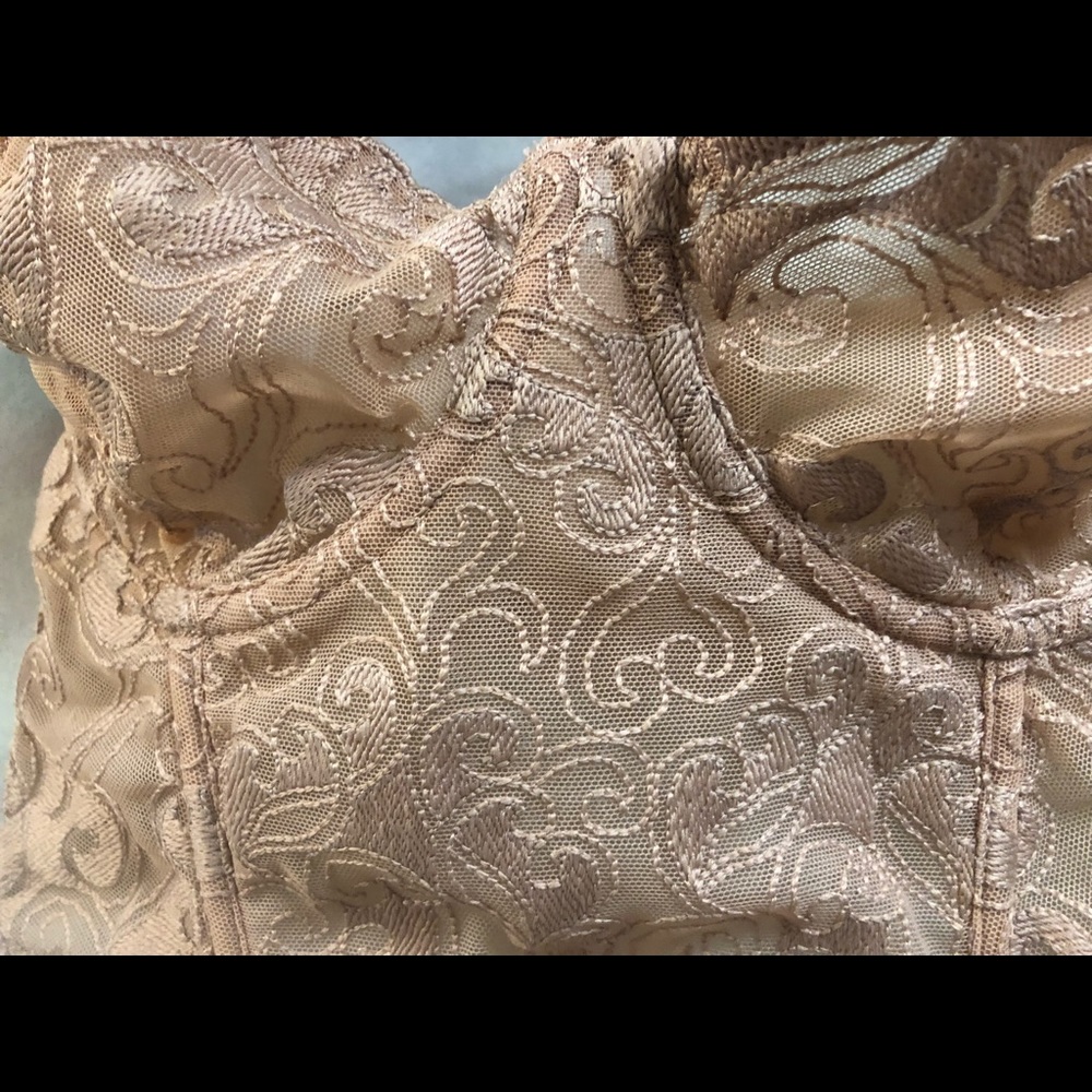 Exquisite bra/bustier - Picture 7 of 8